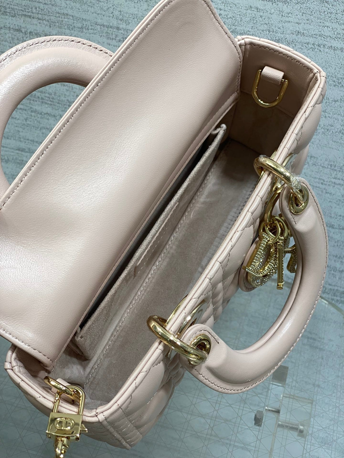 DIOR 25S SMALL LADY D‑JOY BAG 22 IN BABY PINK CALFSKIN GOLD HARDWARE